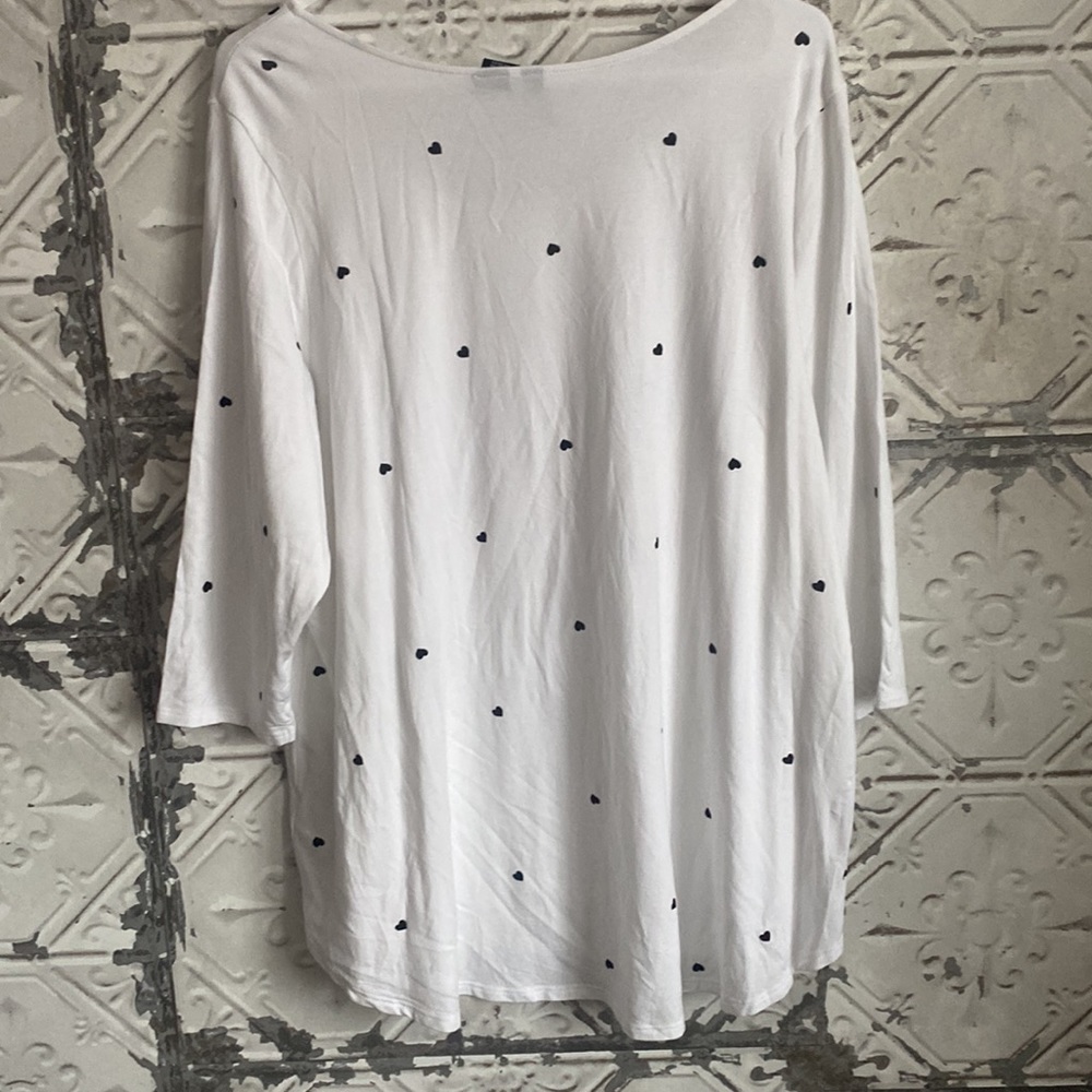 Adorable heart pattern modal blend Cynthia rowley top - Picture 5 of 6